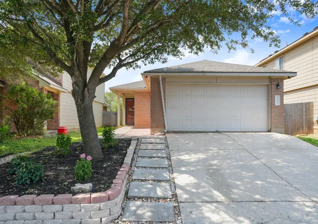 Photo 1 of Single family home for sale at 137 Hillhouse Ln, Manchaca, TX 78652 | MLS# 8735705 | Listing updated on 2026-09-08