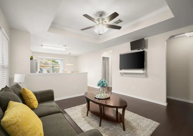 Photo 3 of Single family home for sale at 137 Hillhouse Ln, Manchaca, TX 78652 | MLS# 8735705 | Listing updated on 2026-09-08