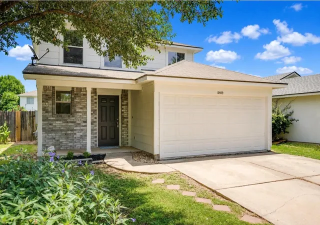 Photo 2 of Single family home for sale at 11409 Robert Wooding Dr, Austin, TX 78748 | MLS# 2833841 | Listing updated on 2026-10-14