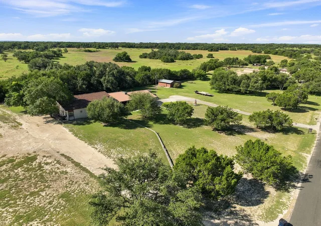 Photo 3 of Single family home for sale at 606 Rolling Hills Rd, Liberty Hill, TX 78642 | MLS# 1387799 | Listing updated on 2026-10-07