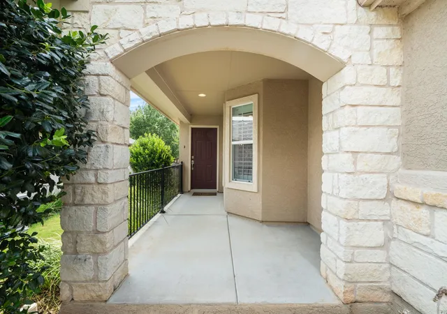 Photo 3 of Single family home for sale at 501 Sheldon Lake Dr, Georgetown, TX 78633 | MLS# 5645978 | Listing updated on 2026-10-26