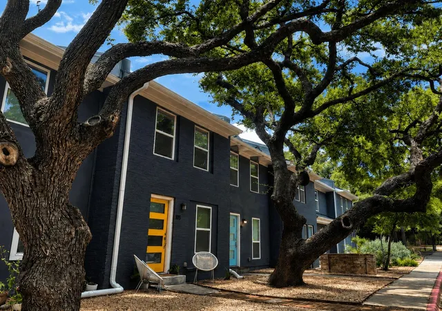 Photo 2 of Townhouse for sale at 6211 Manor Rd #105, Austin, TX 78723 | MLS# 8296399 | Listing updated on 2026-09-09