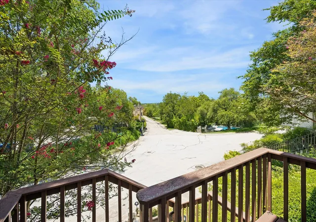 Listing Photo 1 - Condo for sale in building located at 3609 Las Colinas Dr, Austin, TX 78731 - Unit #A