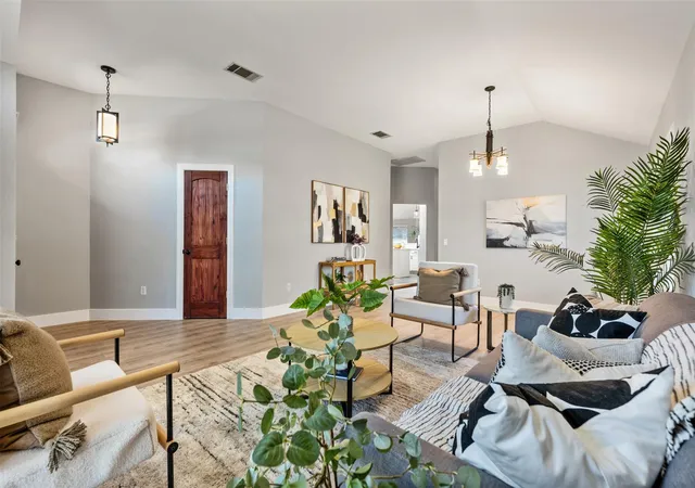 Photo 3 of Single family home for sale at 8009 Nairn Dr, Austin, TX 78749 | MLS# 4346435 | Listing updated on 2026-09-16