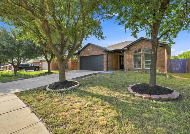 Photo 3 of Single family home for sale at 1008 Grey Castle Dr, Pflugerville, TX 78660 | MLS# 2075926 | Listing updated on 2026-09-08