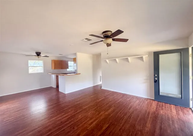 Photo 3 of Sale Pending at 1002 Hummingbird Dr, Granite Shoals, TX 78654 | MLS# 5391574 | Listing updated on 2026-09-16