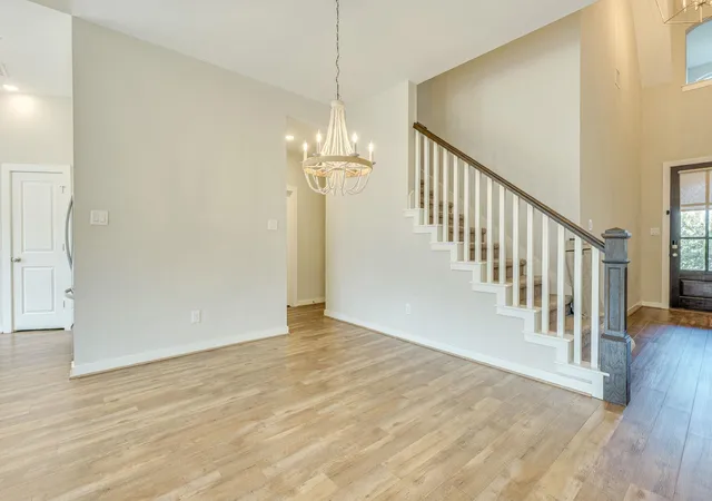 Photo 4 of Single family home for sale at 7717 Pace Ravine Dr, Lago Vista, TX 78645 | MLS# 8505021 | Listing updated on 2026-09-16