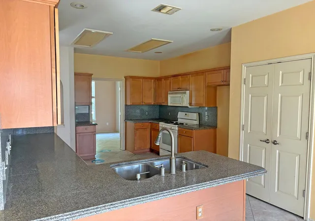 Photo 3 of Single family home for sale at 15009 Banbridge Trl, Austin, TX 78717 | MLS# 4994282 | Listing updated on 2026-09-25
