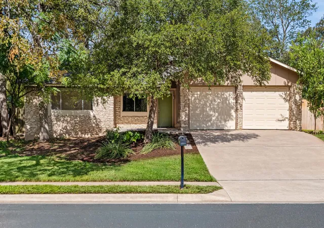 Photo 1 of Single family home for sale at 7308 Eganhill Dr, Austin, TX 78745 | MLS# 9918806 | Listing updated on 2026-09-18