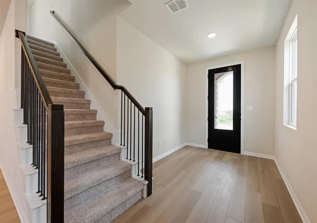 Photo 4 of Single family home for sale at 126 Crater Lake Dr, Dripping Springs, TX 78620 | MLS# 2411039 | Listing updated on 2026-09-08