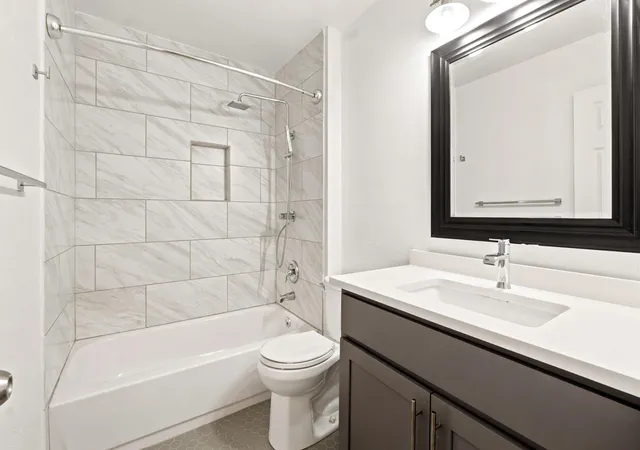 Listing Photo 5 - Condo for sale in building located at 6711 W Gate Blvd, Austin, TX 78745 - Unit #A