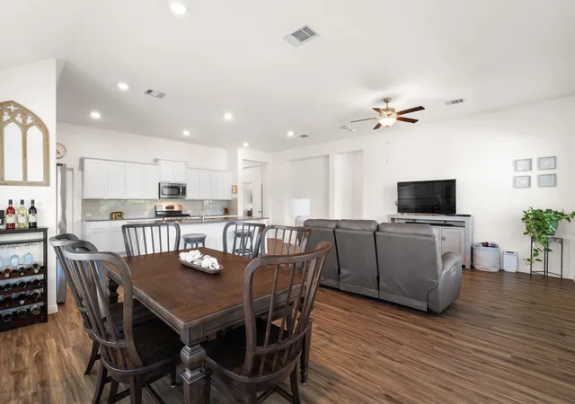 Photo 3 of Single family home for sale at 240 Prato Pl, Georgetown, TX 78628 | MLS# 7324043 | Listing updated on 2026-09-16