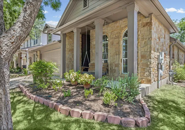Photo 2 of Single family home for sale at 11917 Buzz Schneider Ln, Austin, TX 78748 | MLS# 8072248 | Listing updated on 2026-09-16