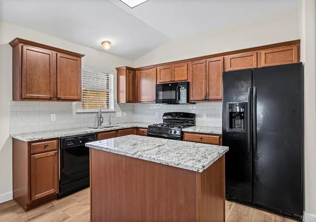 Photo 3 of Single family home for sale at 11917 Buzz Schneider Ln, Austin, TX 78748 | MLS# 8072248 | Listing updated on 2026-09-16