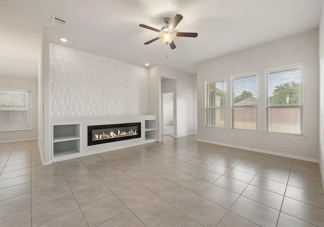 Photo 2 of Single family home for sale at 1214 Chad Dr, Round Rock, TX 78665 | MLS# 3408032 | Listing updated on 2026-09-24