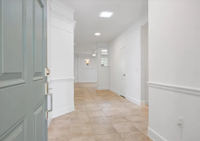Photo 4 of Single family home for sale at 111 Whirlwind Cv, Georgetown, TX 78633 | MLS# 8771887 | Listing updated on 2026-10-23