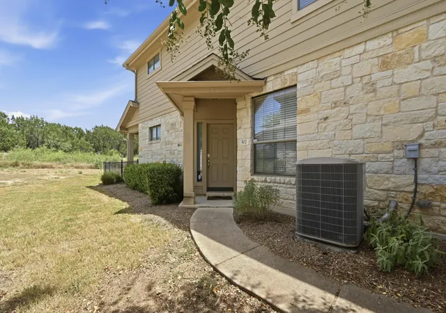 Photo 2 of Condo for sale at 9201 Brodie Ln #502, Austin, TX 78748 | MLS# 1827376 | Listing updated on 2026-09-17