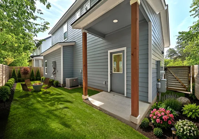 Photo 3 of Single family home for sale at 6014 Fairway St #2, Austin, TX 78741 | MLS# 2088878 | Listing updated on 2026-10-14