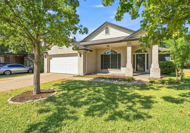 Photo 4 of Single family home for sale at 4717 Norman Trl, Austin, TX 78749 | MLS# 6401203 | Listing updated on 2026-09-16