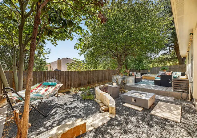 Photo 1 of Single family home for sale at 9213 Grant Forest Dr, Austin, TX 78744 | MLS# 2001215 | Listing updated on 2026-09-21