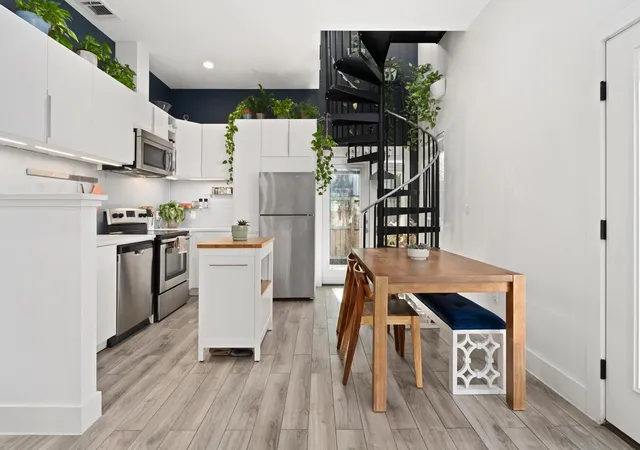 Single family home for sale at 5502 Ave F #B, Austin, TX 78751 | MLS# 2698430