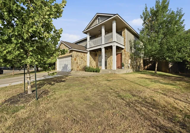 Photo 3 of Single family home for sale at 11608 Paul E Anderson Dr, Austin, TX 78748 | MLS# 8715694 | Listing updated on 2026-09-09