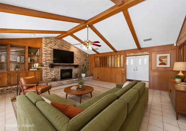 Photo 4 of Single family home for sale at 1702 Lone Oak Dr, Leander, TX 78641 | MLS# 9247586 | Listing updated on 2026-09-08