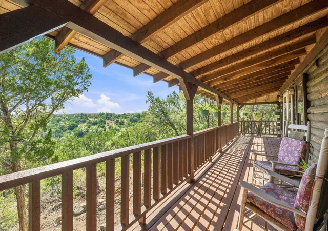 Photo 1 of Single family home for sale at 250 Gant Rd, Dripping Springs, TX 78620 | MLS# 8285521 | Listing updated on 2026-09-09
