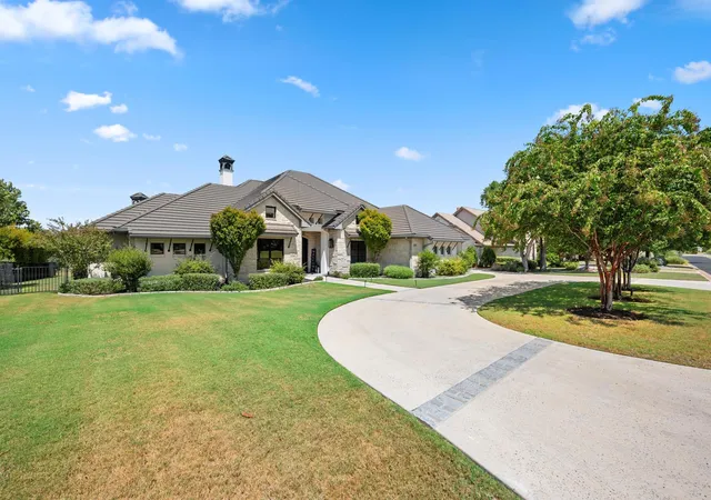 Photo 3 of Single family home for sale at 113 Bird Stone Ln, Georgetown, TX 78628 | MLS# 1478216 | Listing updated on 2026-09-27