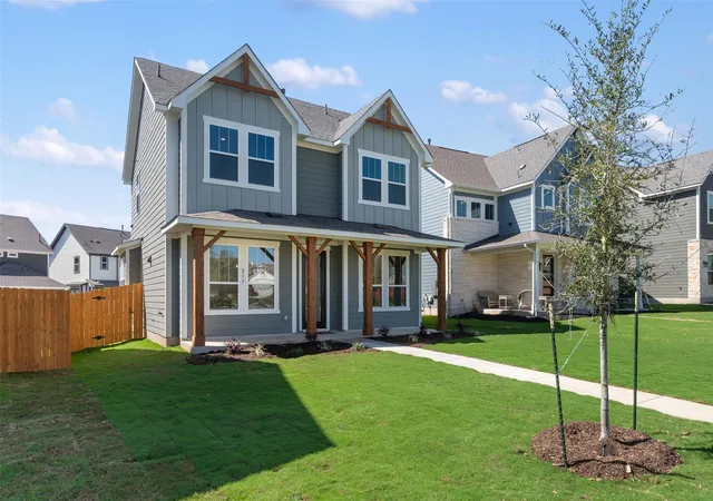 Photo 3 of Single family home for sale at 437 Carr Dr, Liberty Hill, TX 78642 | MLS# 1951656 | Listing updated on 2026-09-10