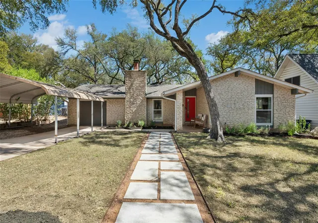 Photo 1 of Sale Pending at 1904 Parkside Ln, Austin, TX 78745 | MLS# 2443902 | Listing updated on 2026-09-08