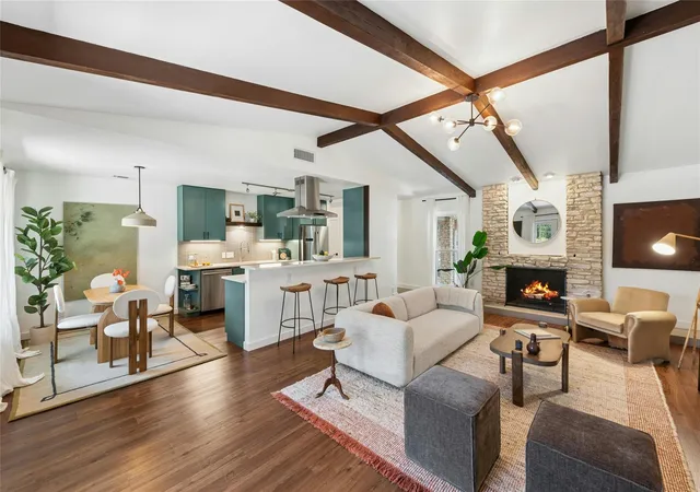 Photo 3 of Sale Pending at 1904 Parkside Ln, Austin, TX 78745 | MLS# 2443902 | Listing updated on 2026-09-08