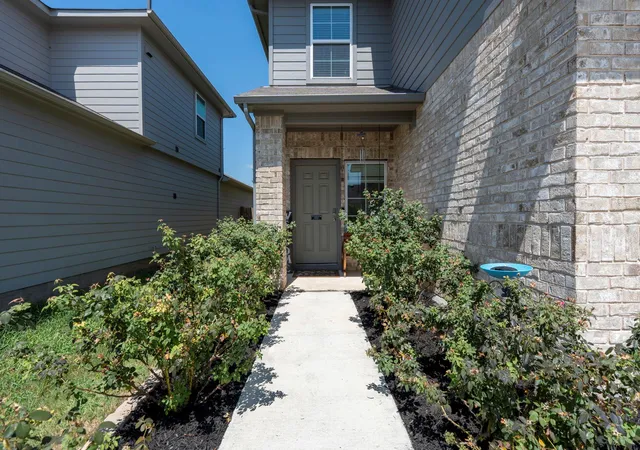 Photo 2 of Single family home for sale at 312 Sickle Loop, Kyle, TX 78640 | MLS# 6792806 | Listing updated on 2026-09-18