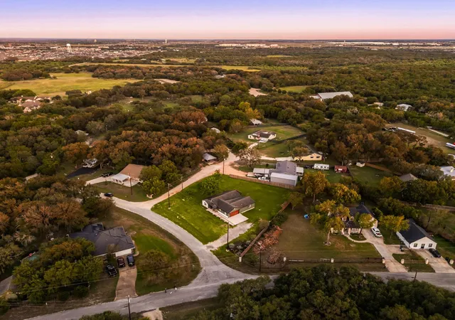 Photo 2 of Single family home for sale at 100 Deer Clearing, Kyle, TX 78640 | MLS# 4525953 | Listing updated on 2026-09-17