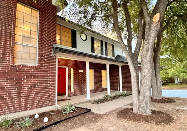 Photo 4 of Single family home for sale at 11608 Loweswater Ln, Austin, TX 78754 | MLS# 4906531 | Listing updated on 2026-09-08