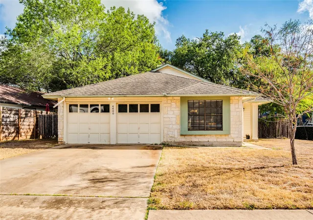 Photo 2 of Single family home for sale at 4400 Manzanillo Dr, Austin, TX 78749 | MLS# 8467560 | Listing updated on 2026-09-08