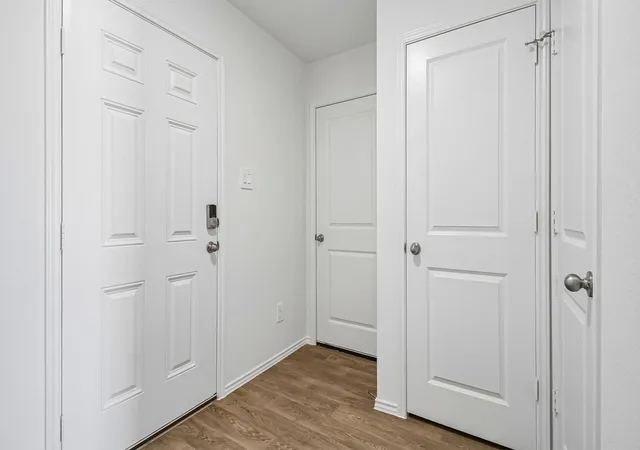 Photo 4 of Single family home for sale at 195 Lake Diversion St, Buda, TX 78610 | MLS# 7331671 | Listing updated on 2026-10-01
