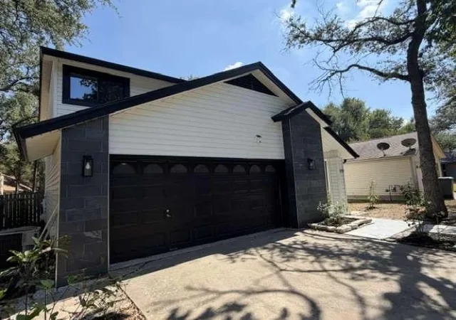 Photo 3 of Single family home for sale at 13150 Ml Stone Dr, Austin, TX 78729 | MLS# 2983661 | Listing updated on 2026-09-16