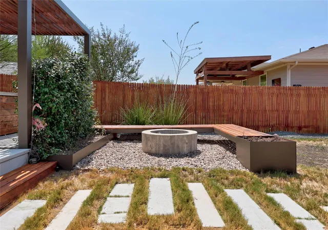 Photo 2 of Single family home for sale at 10307 Criswell Rd, Austin, TX 78754 | MLS# 7649615 | Listing updated on 2026-09-17