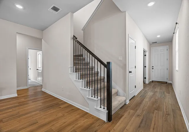 Photo 4 of Single family home for sale at 110 Palo Brea Loop, Hutto, TX 78634 | MLS# 2942803 | Listing updated on 2026-10-08
