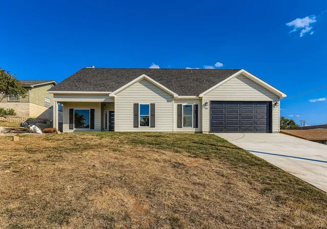 Photo 2 of Single family home for sale at 1403 Sunset Dr, Marble Falls, TX 78654 | MLS# 4107322 | Listing updated on 2026-10-01