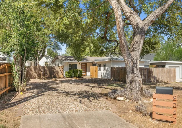 Photo 1 of Multi family home for sale at 904 Plateau Cir, Austin, TX 78745 | MLS# 1275758 | Listing updated on 2026-10-27
