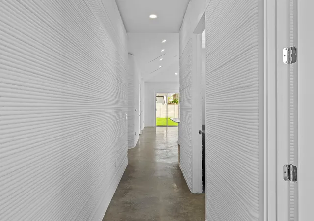Photo 3 of Single family home for sale at 105 Rough Crk Rd, Georgetown, TX 78628 | MLS# 7007846 | Listing updated on 2026-09-17