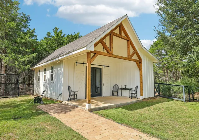 Photo 3 of House for sale at 3199 County Rd 103, Paige, TX 78659 | MLS# 1645352 | Listing updated on 2026-09-17