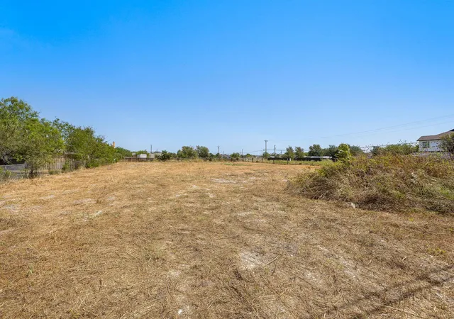 Land for sale at 190 Monterrey Hills Dr, Del Valle, TX 78617 | MLS# 7120802