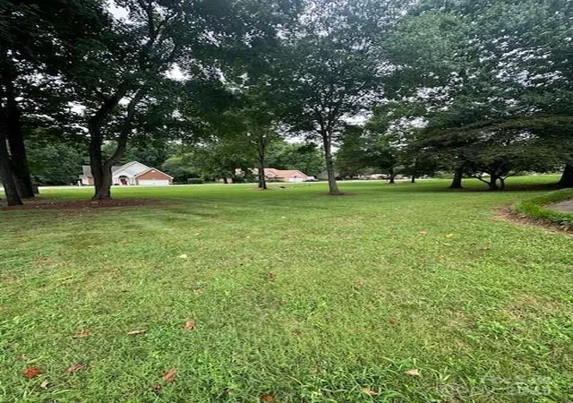 Photo 3 of Single family home for sale at 104 Whimbrel Ln, Mooresville, NC 28117 | MLS# 4274354 | Listing updated on 2026-09-08