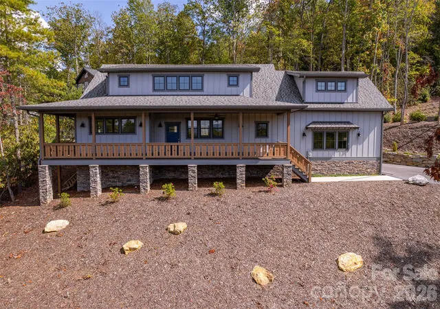 Single family home for sale at 71 Crossings Cir, Fairview, NC 28730 | MLS# 4306682