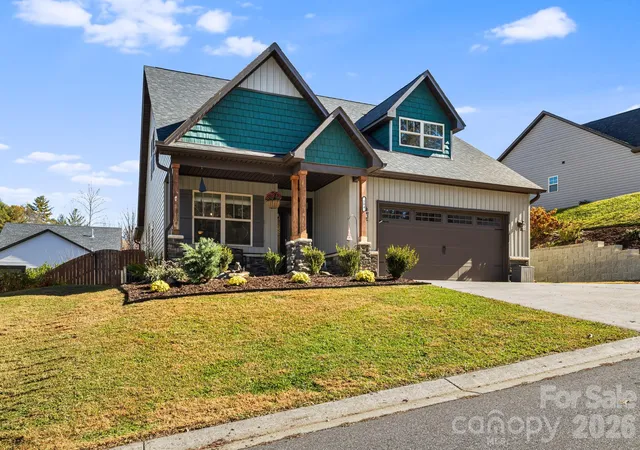 Photo 4 of Single family home for sale at 504 Rosebud Orchid Way, Weaverville, NC 28787 | MLS# 4318464 | Listing updated on 2026-09-25