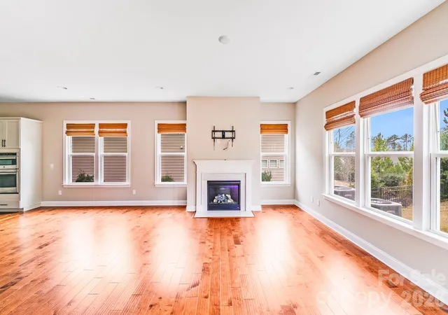Photo 2 of Sale Pending at 16004 Deer River Rd, Charlotte, NC 28278 | MLS# 4327327 | Listing updated on 2026-09-21