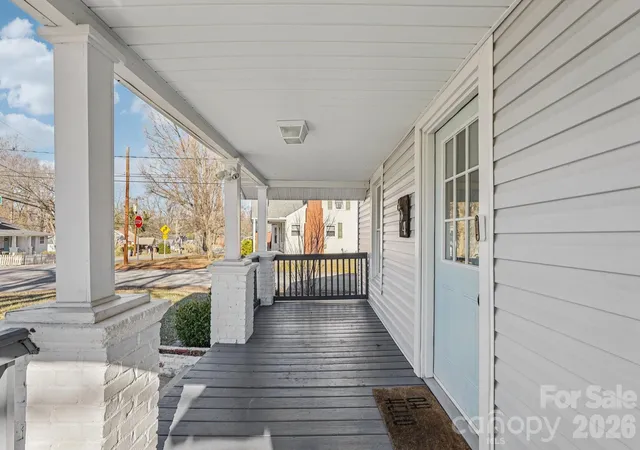 Photo 3 of Single family home for sale at 604 Fairview St, Kannapolis, NC 28083 | MLS# 4333664 | Listing updated on 2026-09-08